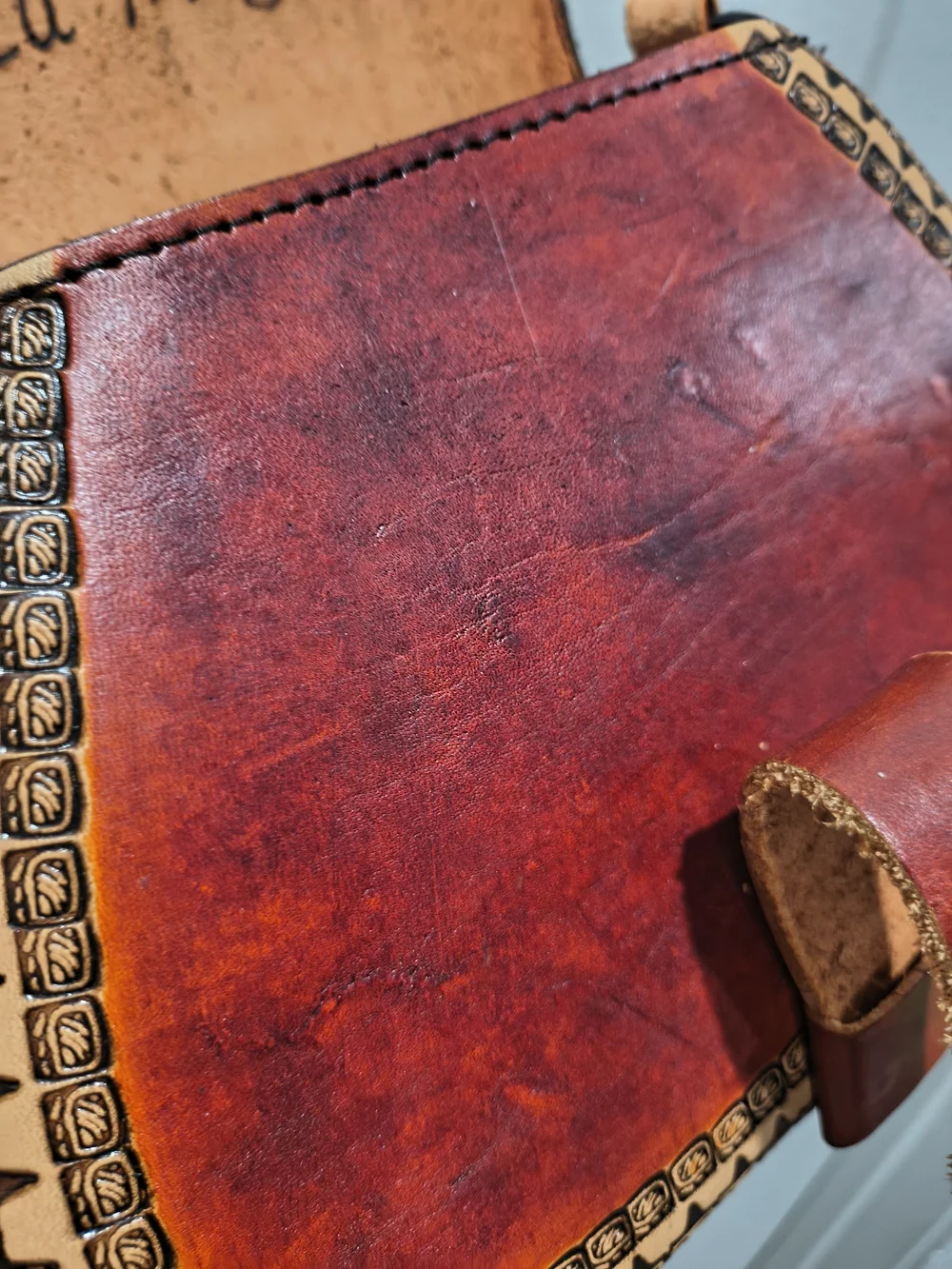 N/A handcrafted red